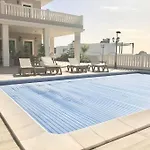 Vista Bella In Ruhiger Villengegend Mit Meerblick * أذيخي