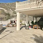 Vista Bella In Ruhiger Villengegend Mit Meerblick فيلة أذيخي