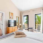 Vista Bella In Ruhiger Villengegend Mit Meerblick فيلة أذيخي
