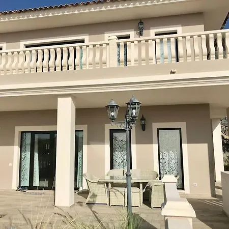Vista Bella In Ruhiger Villengegend Mit Meerblick ヴィラ *