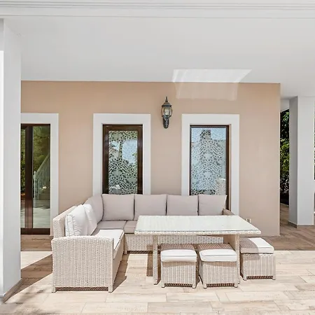 Villa Vista Bella In Ruhiger Villengegend Mit Meerblick Costa Adeje (Tenerife)